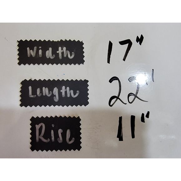 Duluth Trading Co. Tan Cargo Shorts - Large - Picture 3 of 6